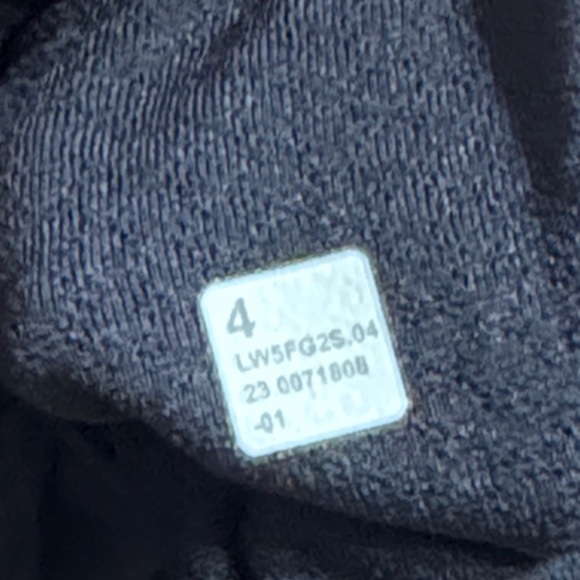 Lululemon Groove Super-High-Rise Flared Pant *Nulu Black Sz4 - Picture 7 of 7